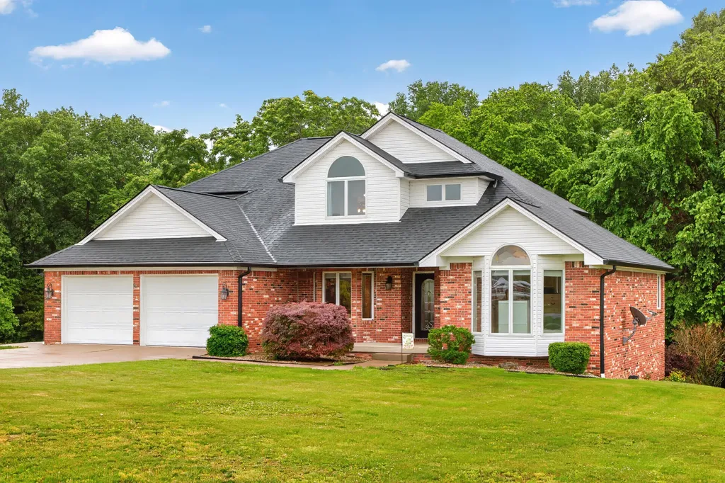 220 Sylvan Way Lancaster KY 40444