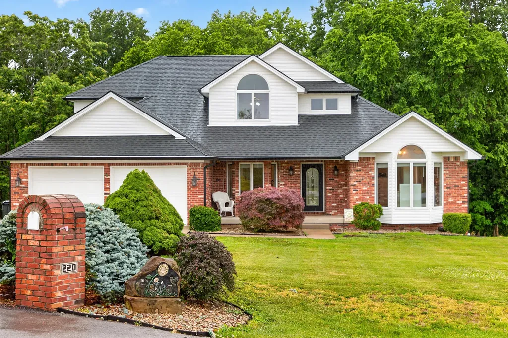 220 Sylvan Way Lancaster KY 40444