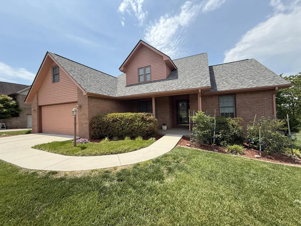 125 Hidden Loop Drive Somerset KY 42503