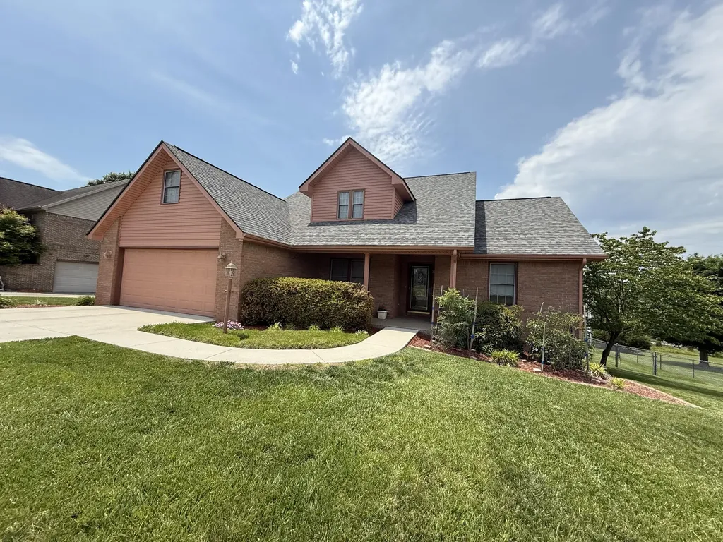 125 Hidden Loop Drive Somerset KY 42503