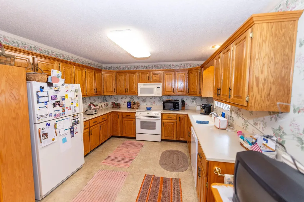 125 Hidden Loop Drive Somerset KY 42503