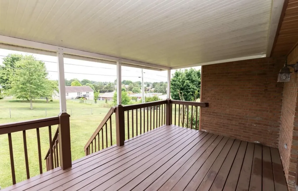 125 Hidden Loop Drive Somerset KY 42503
