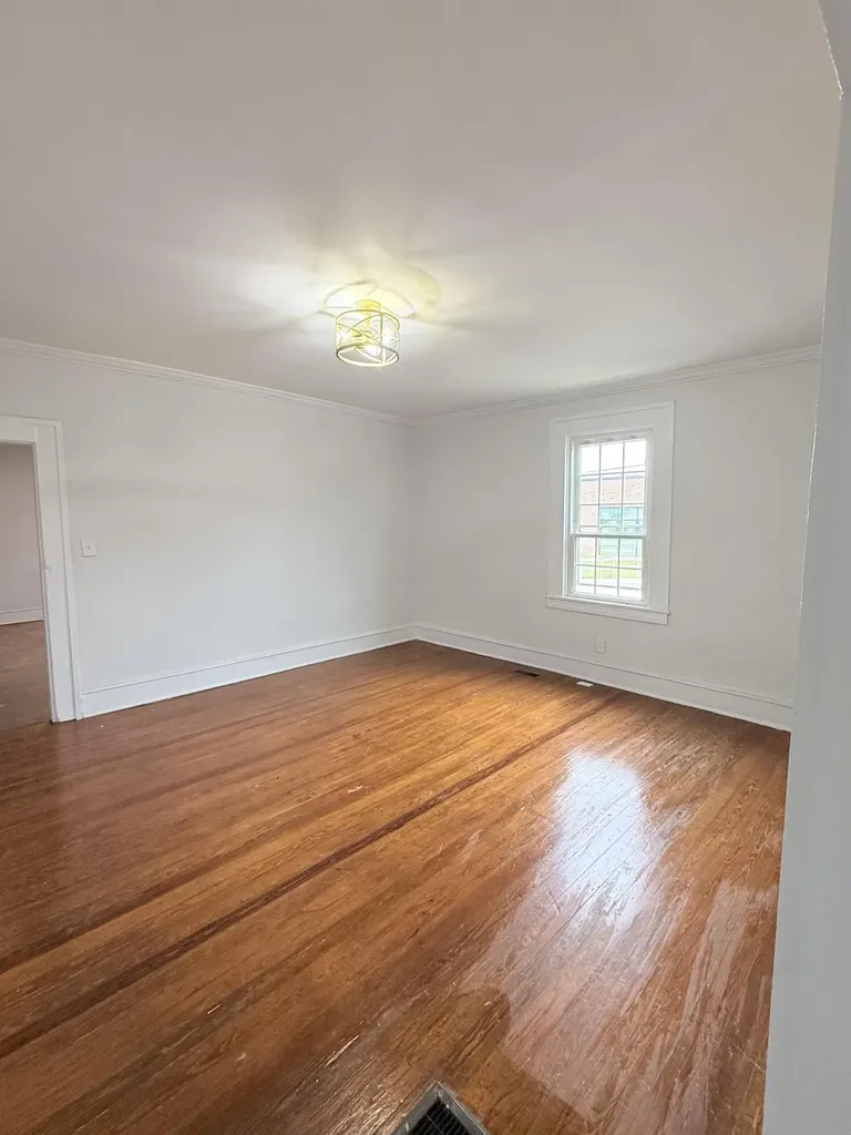 1455 Main Street Paris KY 40361