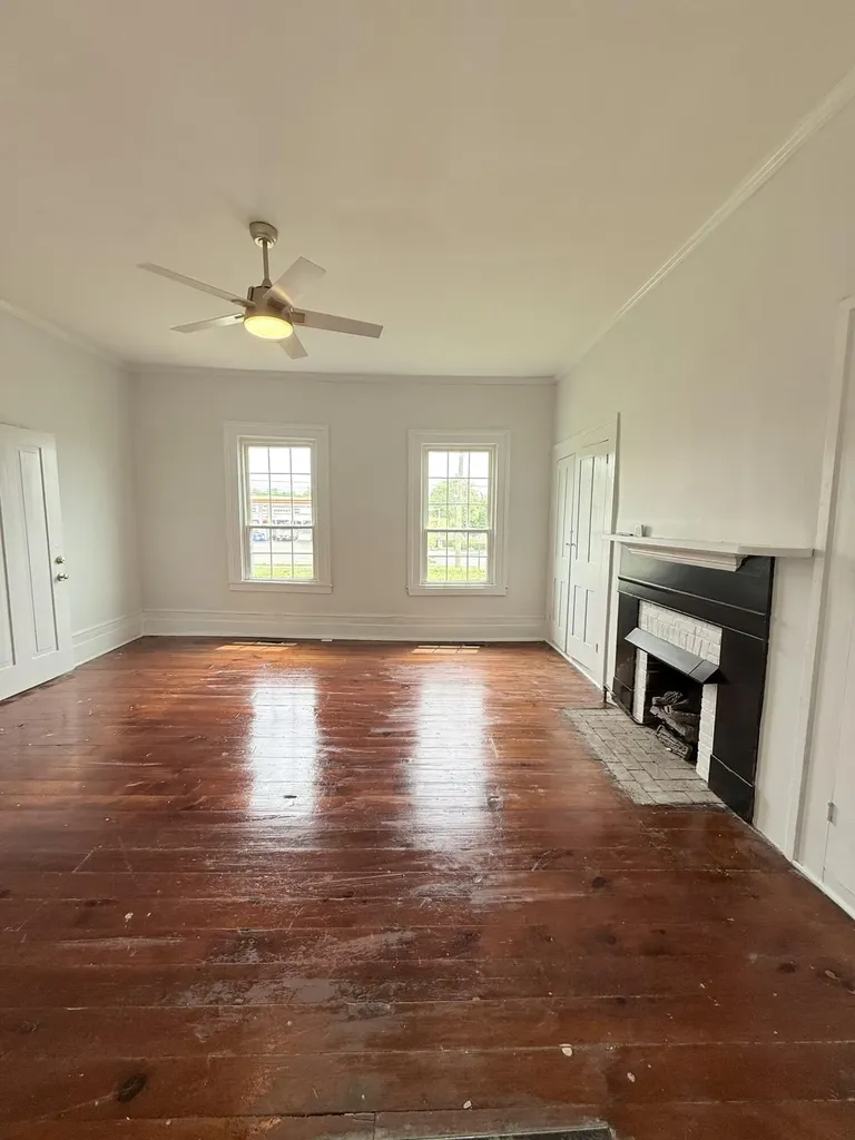 1455 Main Street Paris KY 40361
