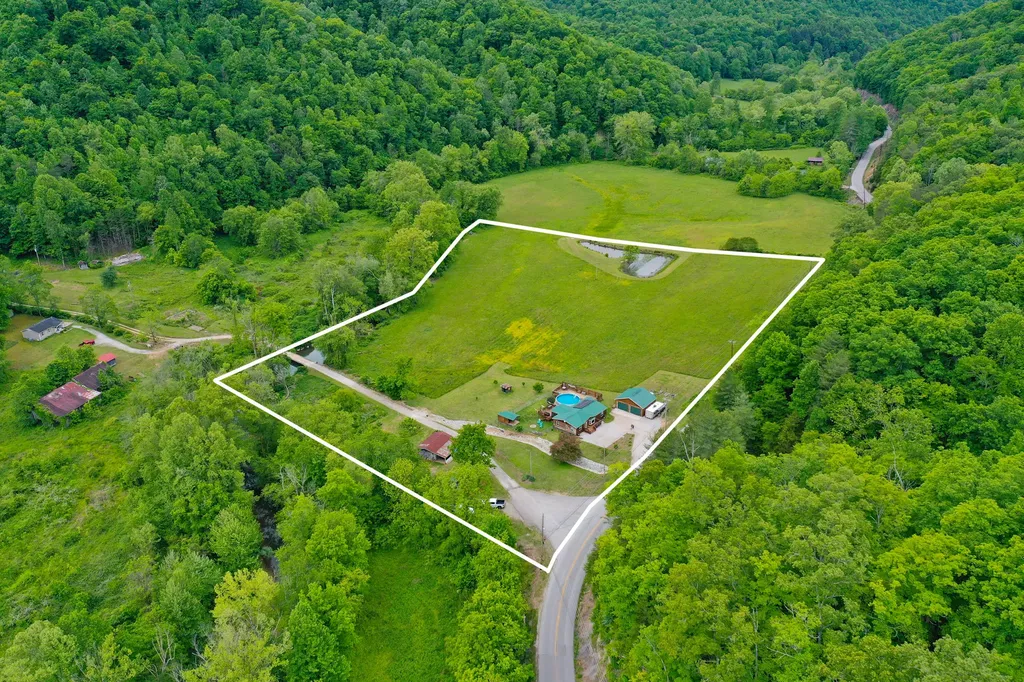 4264 Kentucky 1482 Oneida KY 40972