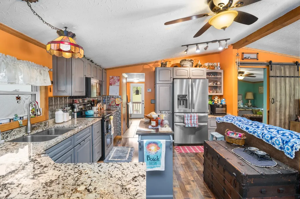 4264 Kentucky 1482 Oneida KY 40972