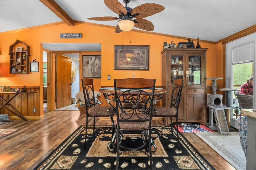 4264 Kentucky 1482 Oneida KY 40972