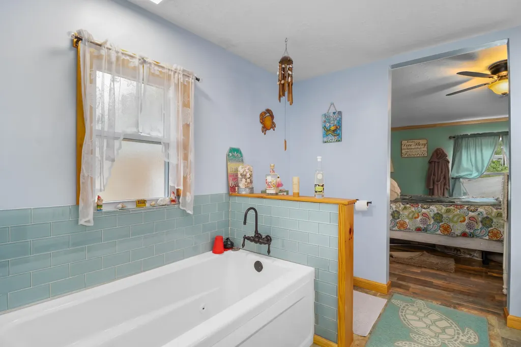 4264 Kentucky 1482 Oneida KY 40972
