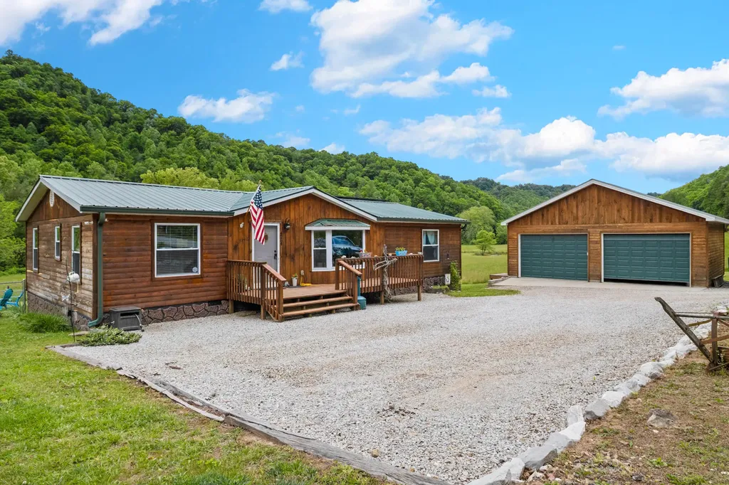 4264 Kentucky 1482 Oneida KY 40972