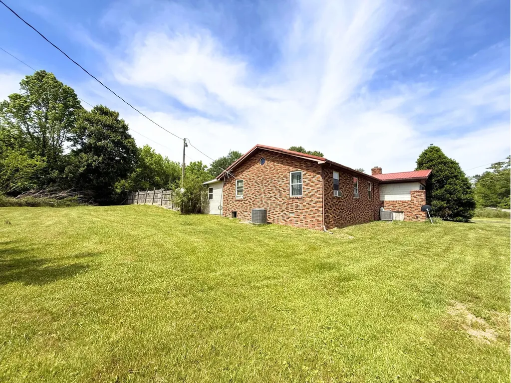2721 Ky-26 Corbin KY 40701