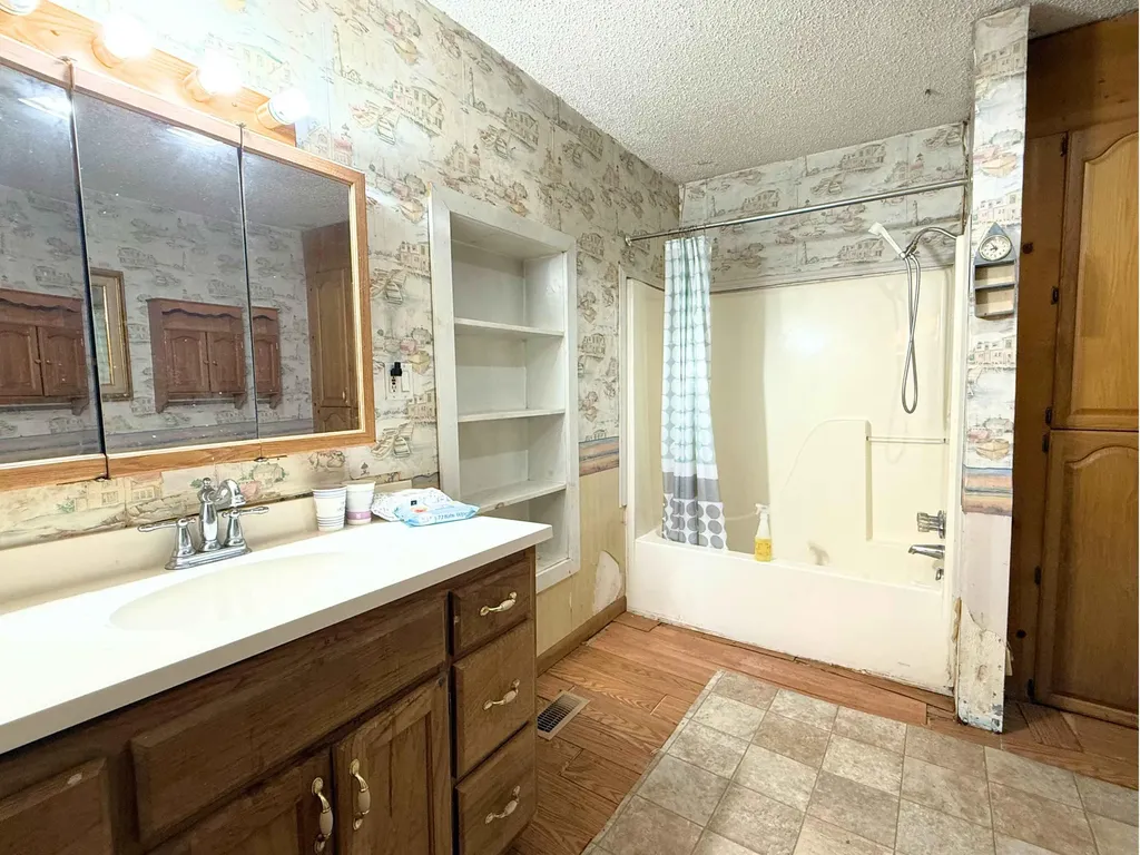 2721 Ky-26 Corbin KY 40701