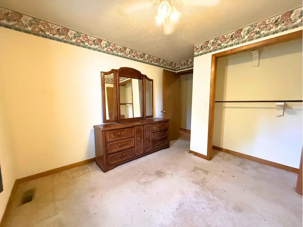 2721 Ky-26 Corbin KY 40701
