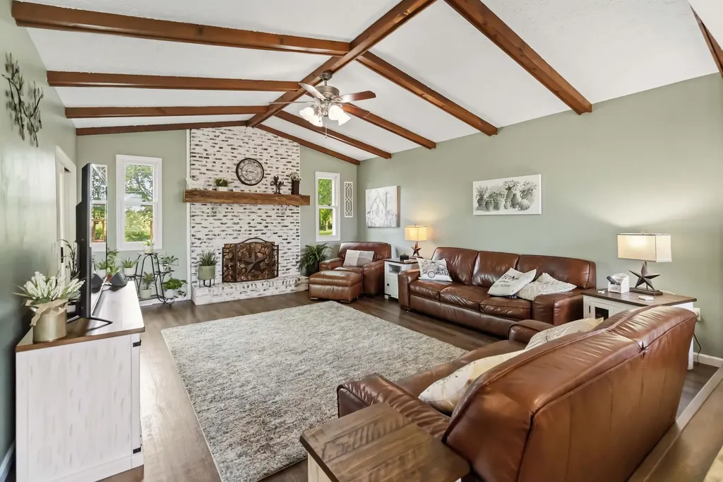 152 Virginia Drive Richmond KY 40475