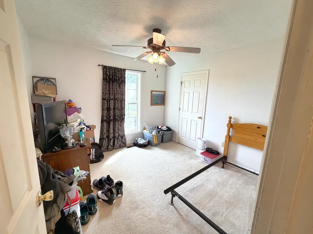 287 Logan Lick Road Winchester KY 40391