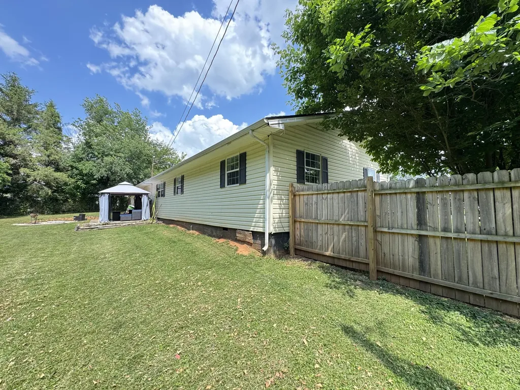 183 Vine Street Monticello KY 42633
