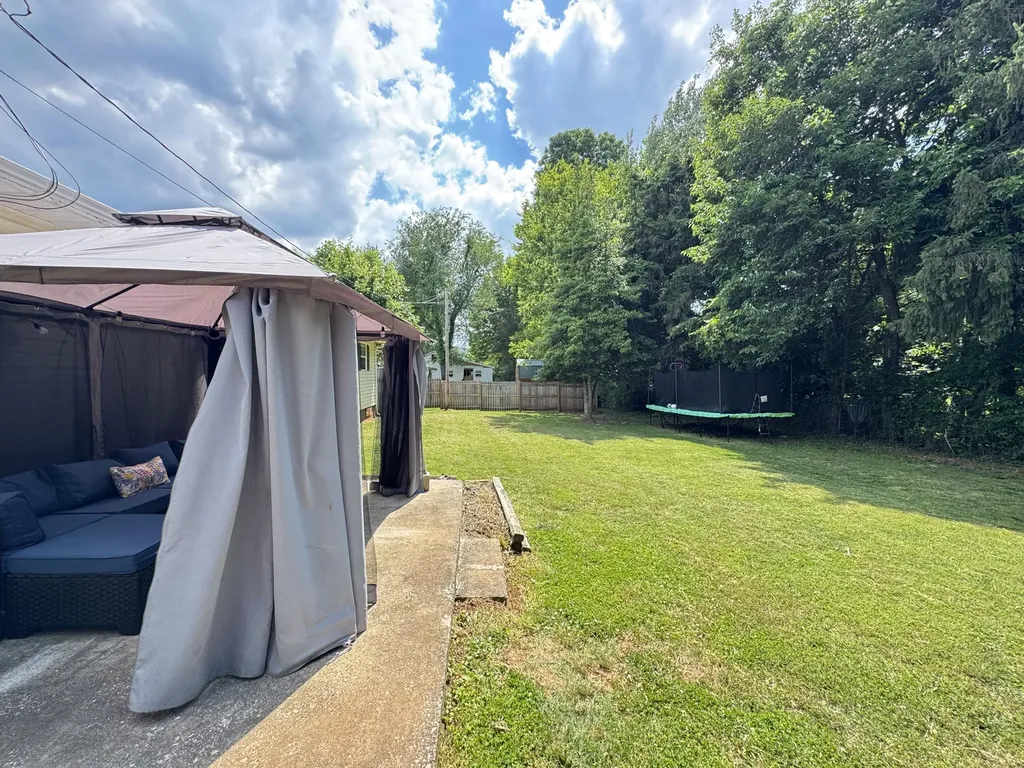 183 Vine Street Monticello KY 42633