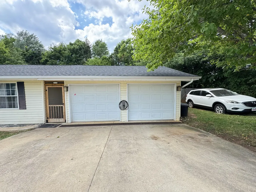 183 Vine Street Monticello KY 42633
