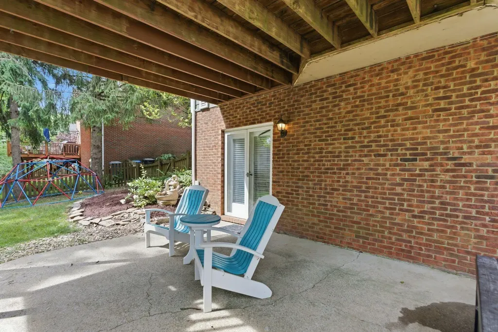 2405 Brookshire Circle Lexington KY 40515