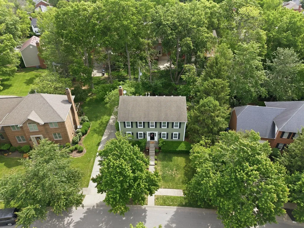 2405 Brookshire Circle Lexington KY 40515