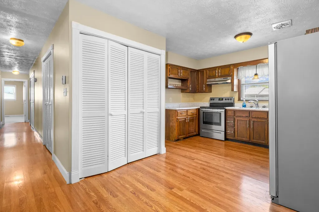 2015 Old Whitley Road London KY 40744