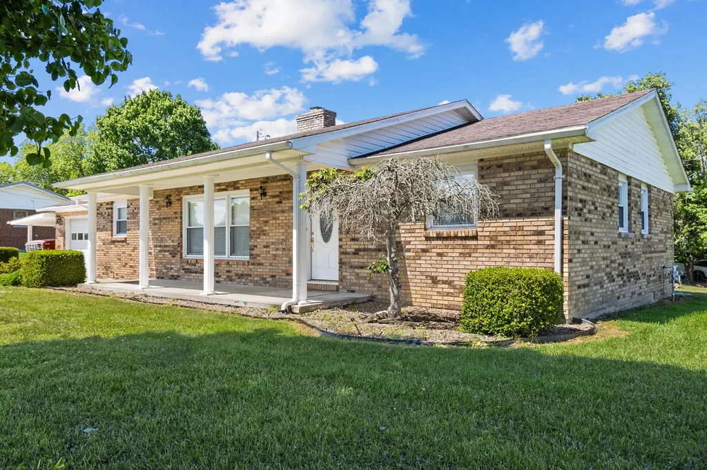2015 Old Whitley Road London KY 40744