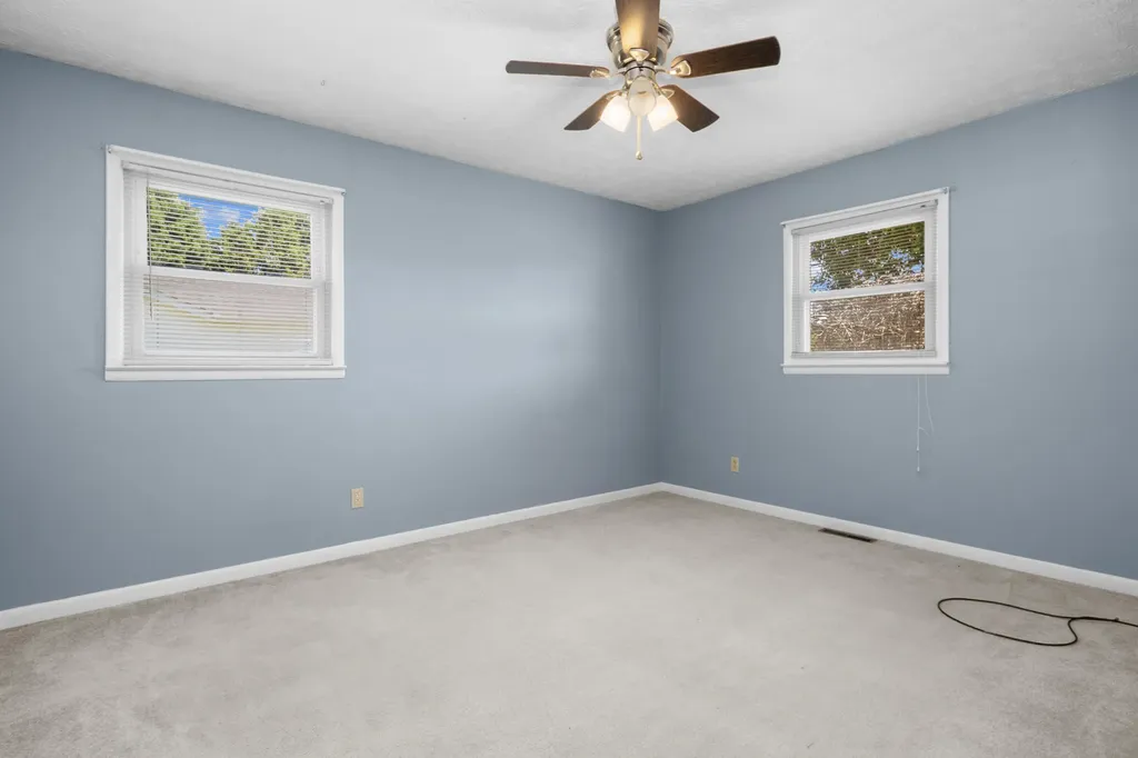 2015 Old Whitley Road London KY 40744