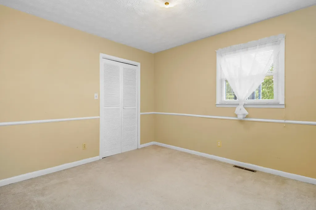 2015 Old Whitley Road London KY 40744