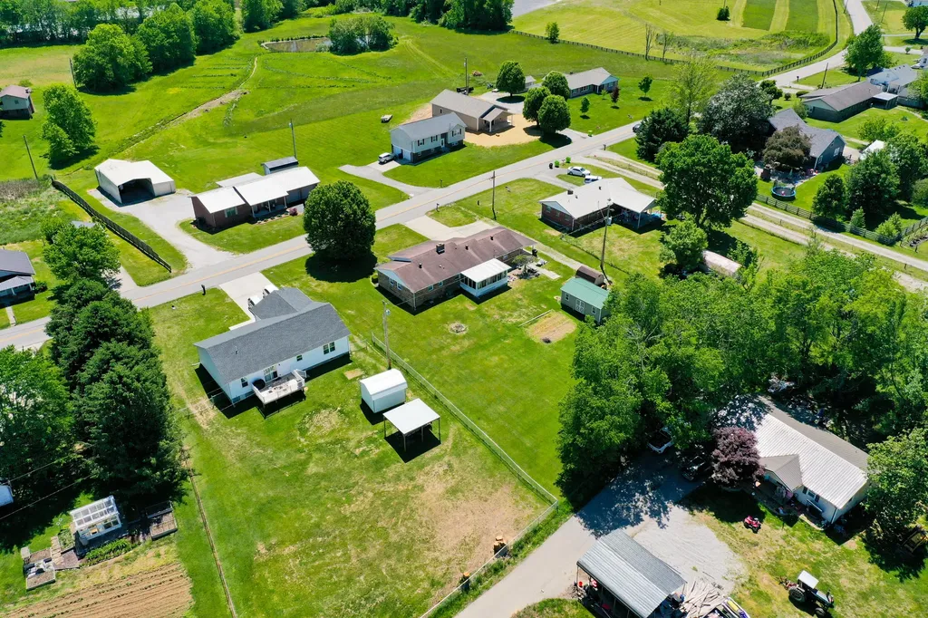 2015 Old Whitley Road London KY 40744