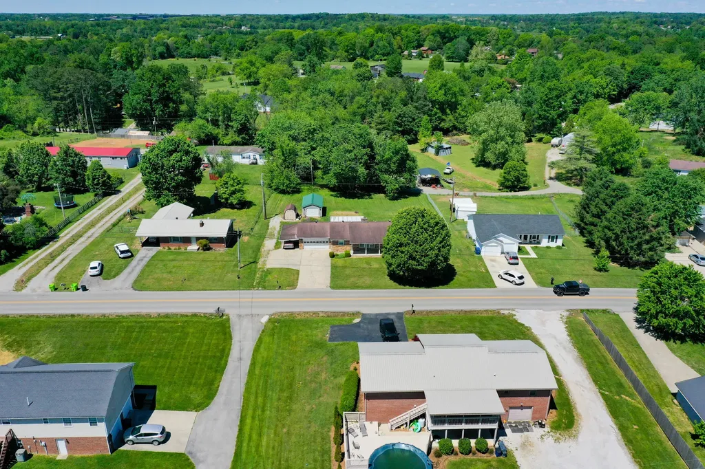 2015 Old Whitley Road London KY 40744