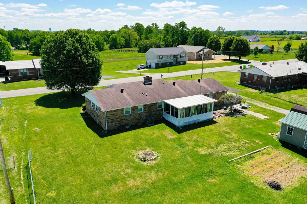 2015 Old Whitley Road London KY 40744