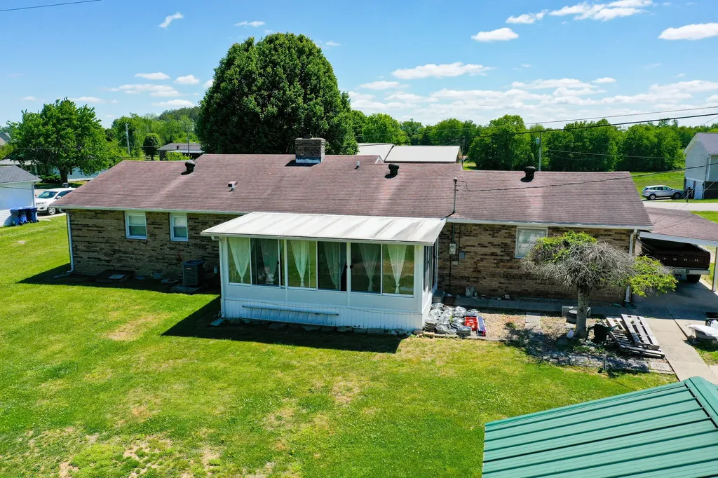 2015 Old Whitley Road London KY 40744
