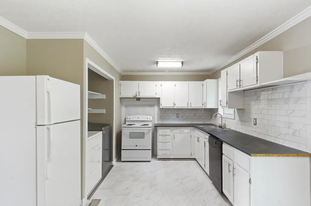 241 Hickory Drive Frankfort KY 40601