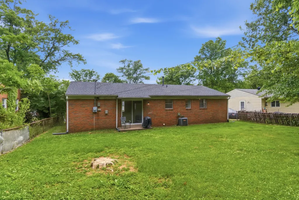 241 Hickory Drive Frankfort KY 40601