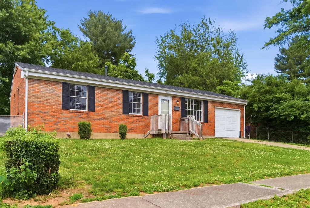 241 Hickory Drive Frankfort KY 40601