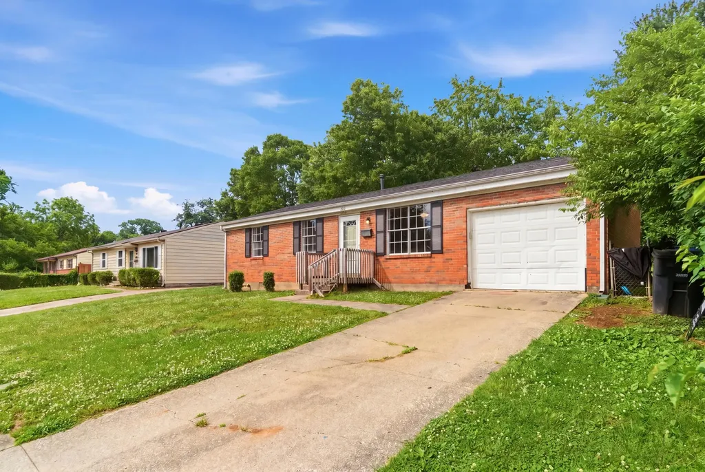241 Hickory Drive Frankfort KY 40601