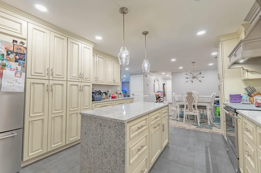 160 W Meadow Drive Nancy KY 42544