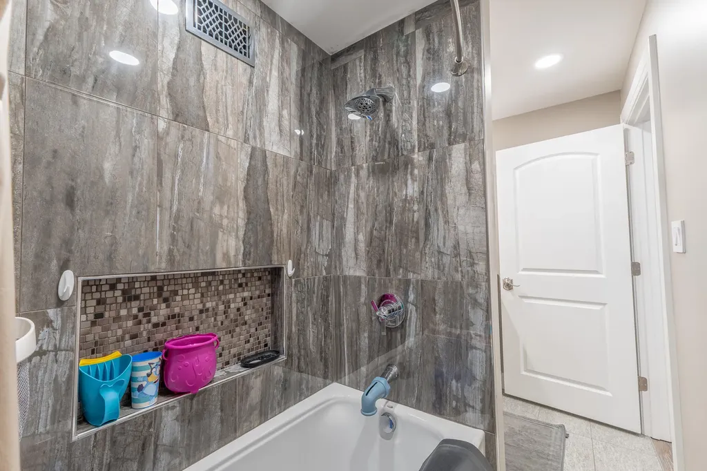 160 W Meadow Drive Nancy KY 42544