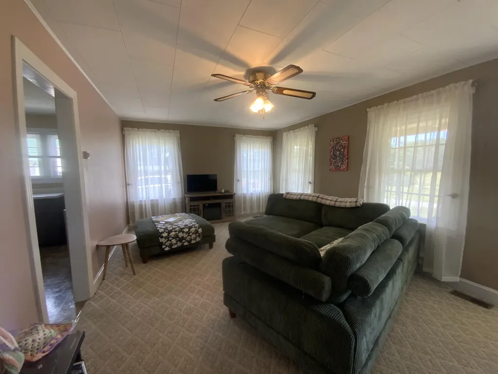 232 Baltimore Lane Pine Knot KY 42635