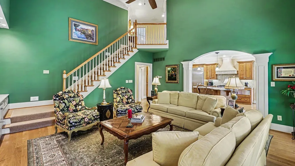 4827 Faulkirk Lane Lexington KY 40515