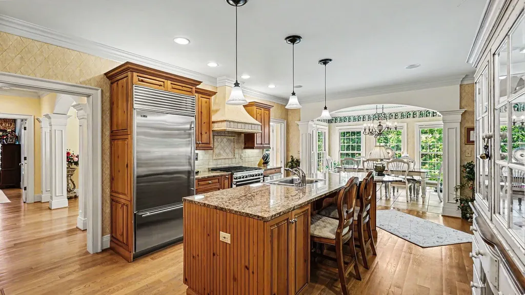 4827 Faulkirk Lane Lexington KY 40515