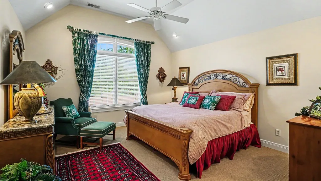 4827 Faulkirk Lane Lexington KY 40515