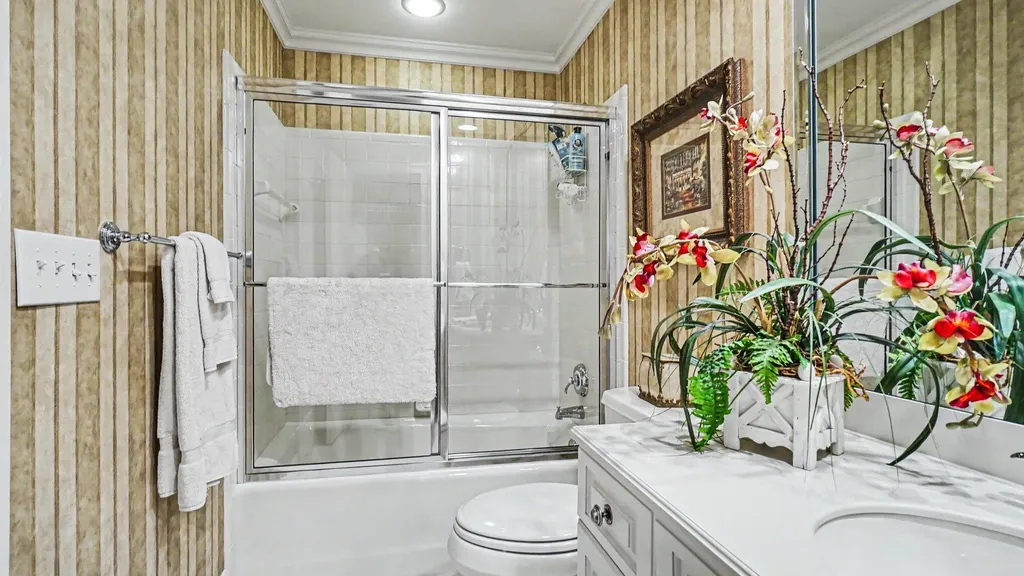 4827 Faulkirk Lane Lexington KY 40515