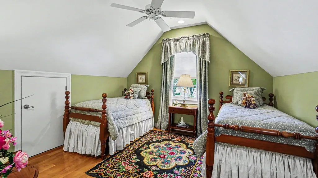 4827 Faulkirk Lane Lexington KY 40515