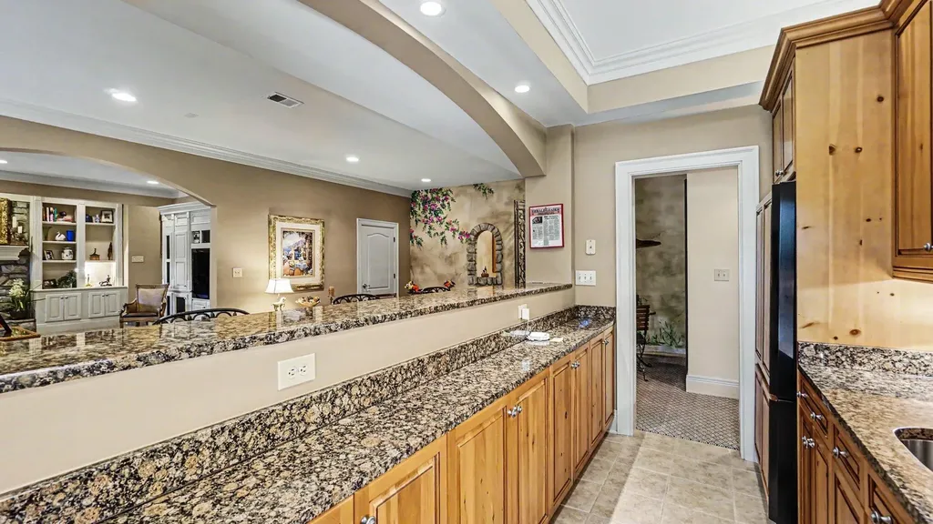 4827 Faulkirk Lane Lexington KY 40515