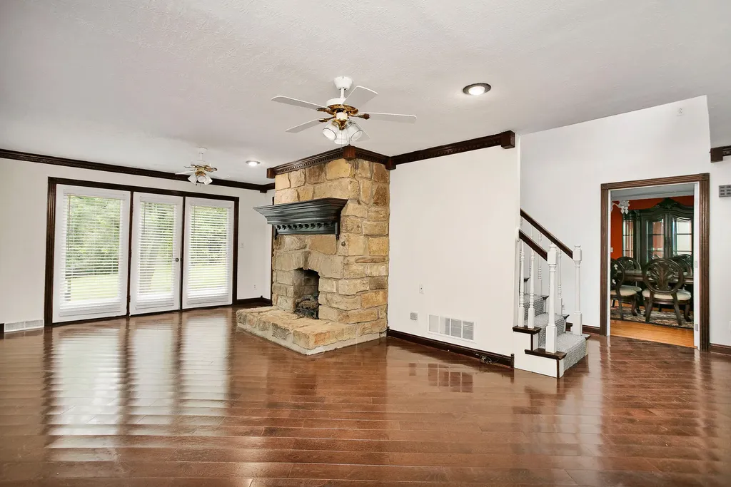 1266 Grassy Flat Road Greensburg KY 42743