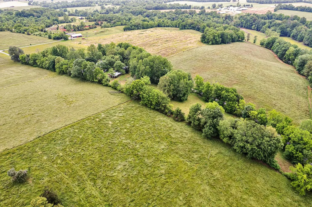 1266 Grassy Flat Road Greensburg KY 42743