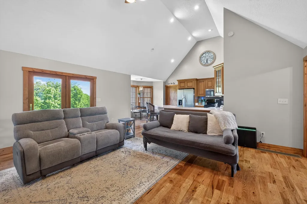 3040 Perry Rogers Road Lancaster KY 40444