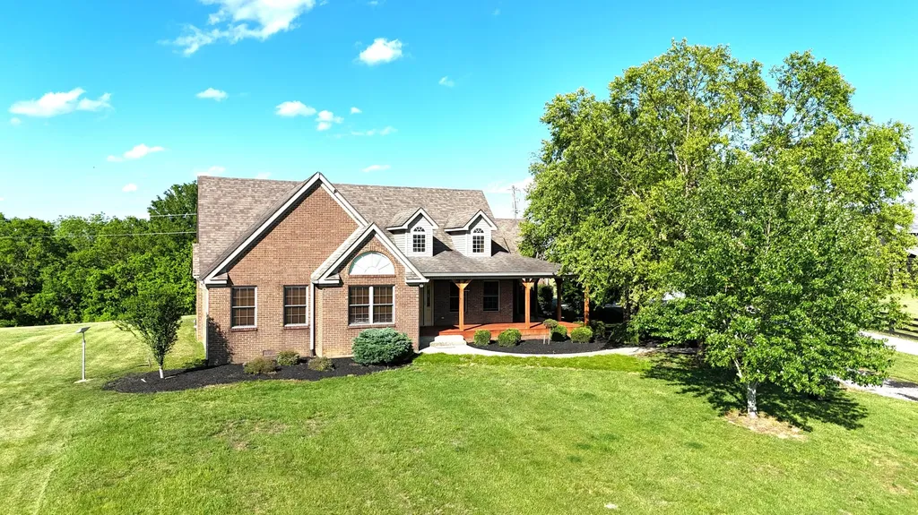 3040 Perry Rogers Road Lancaster KY 40444