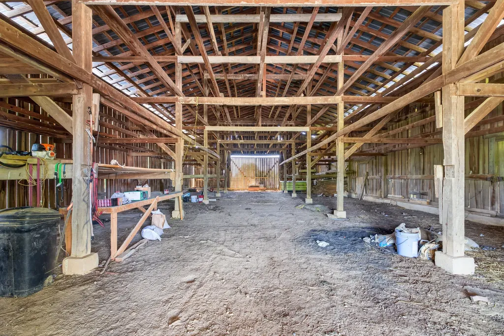 3040 Perry Rogers Road Lancaster KY 40444