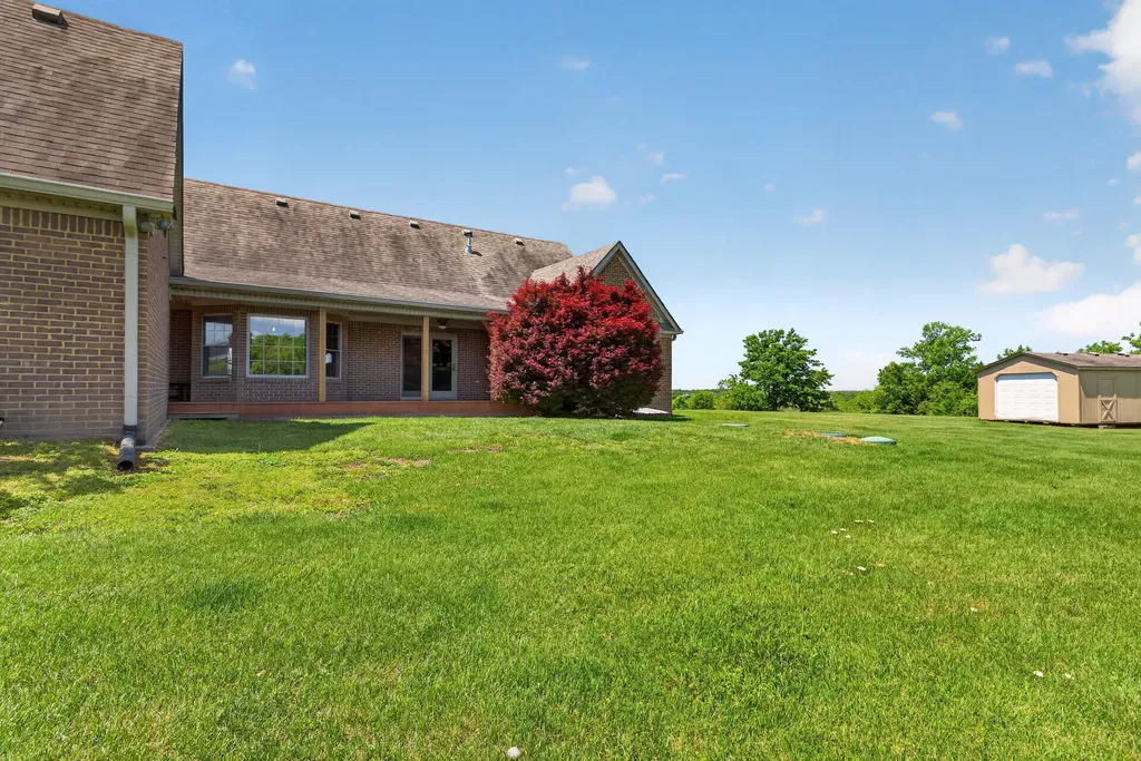 3040 Perry Rogers Road Lancaster KY 40444